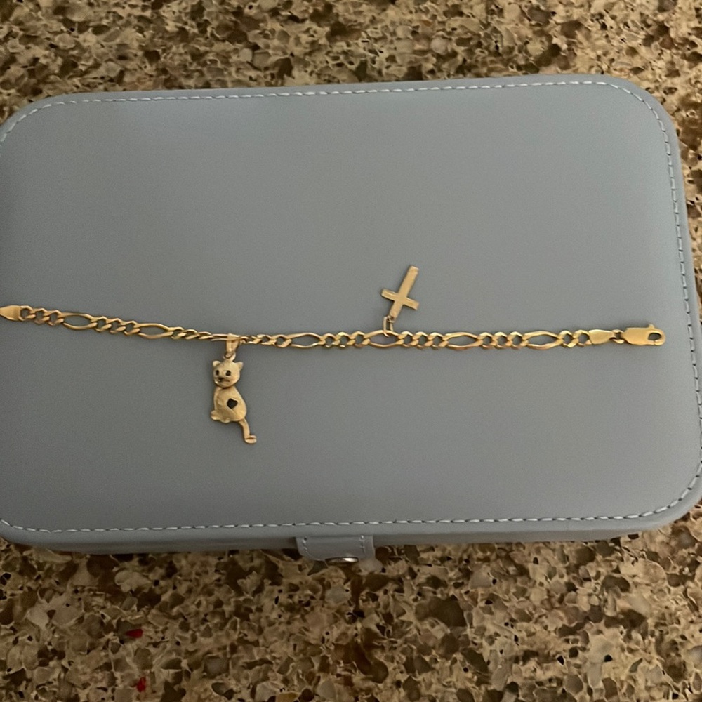 585 Italy Charm Braclete❤️